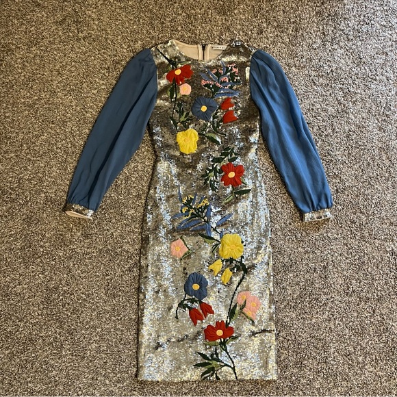 Alice + Olivia Dresses & Skirts - ALICE + OLIVIA Nat Sequined Floral-embroidered Sheath Cocktail Dress